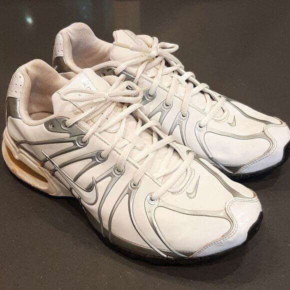 Nike Air Max White Sneakers - Picture 1 of 12